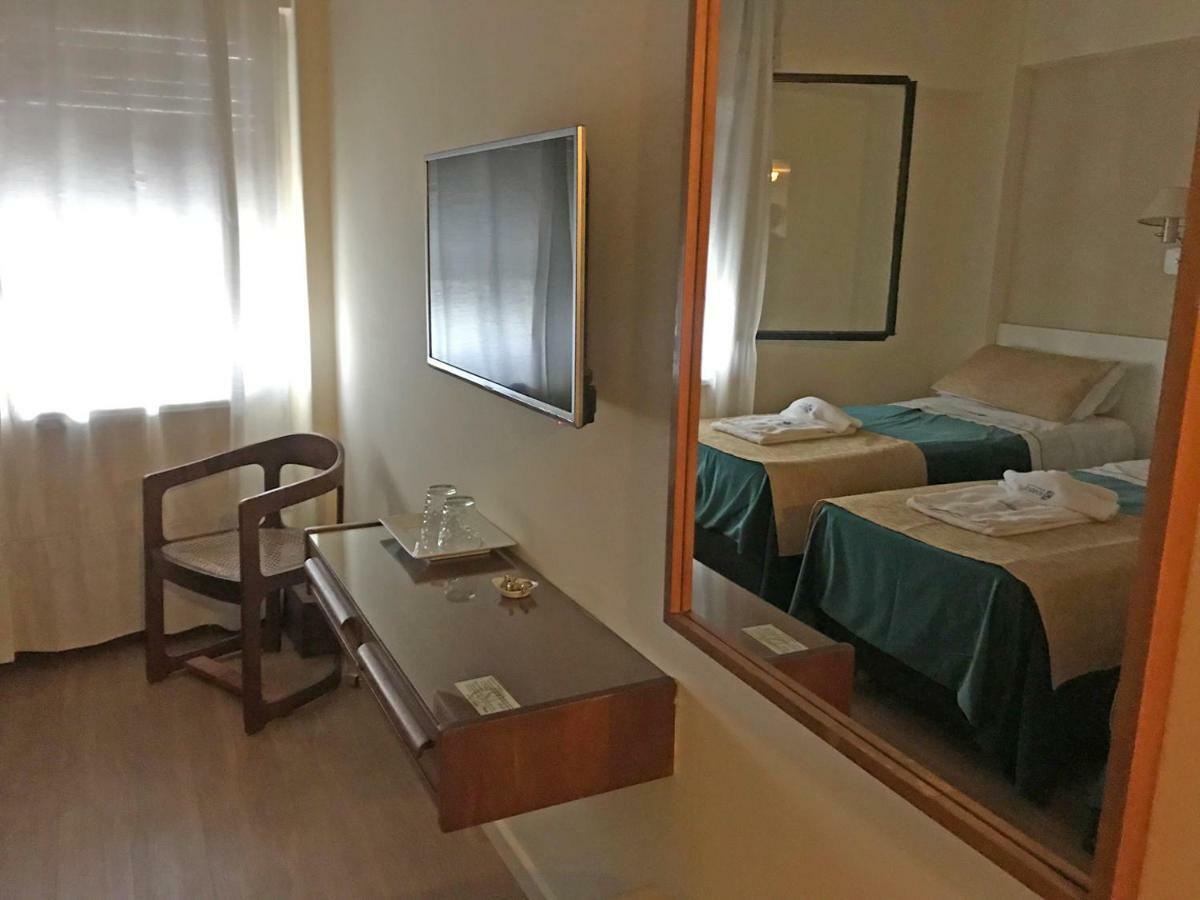 Hotel Sussex Córdoba Kültér fotó